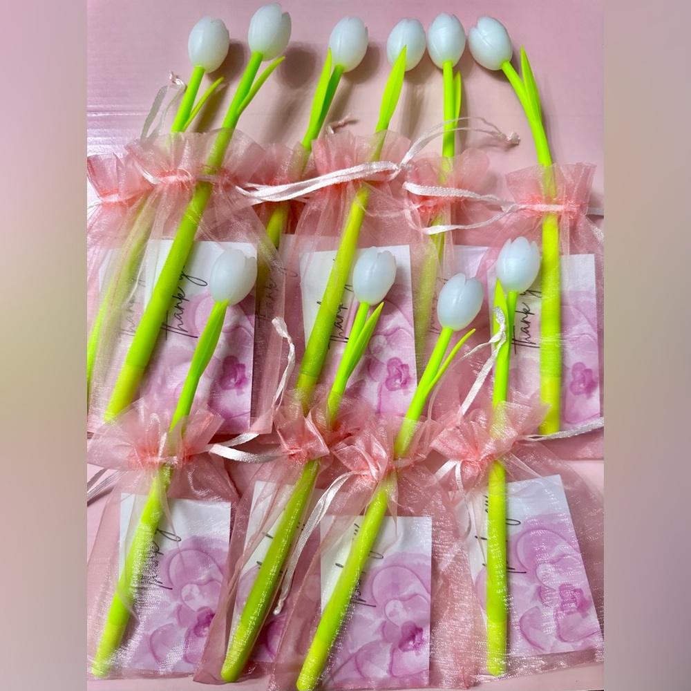10 Sets Of White Tulip Pens Buyer Gift Sets